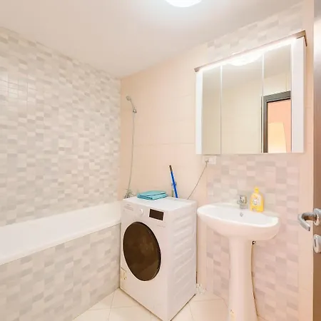 Апартаменты Skylight 16