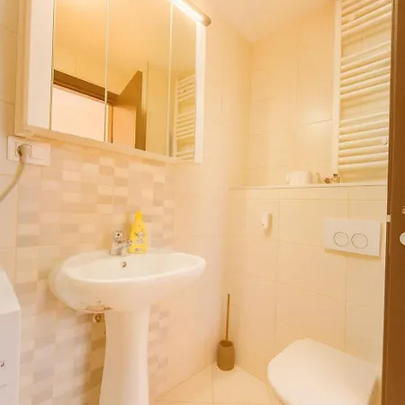 Skylight 16 Апартаменты *