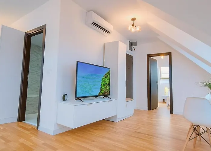 Apartament Skylight 16 *